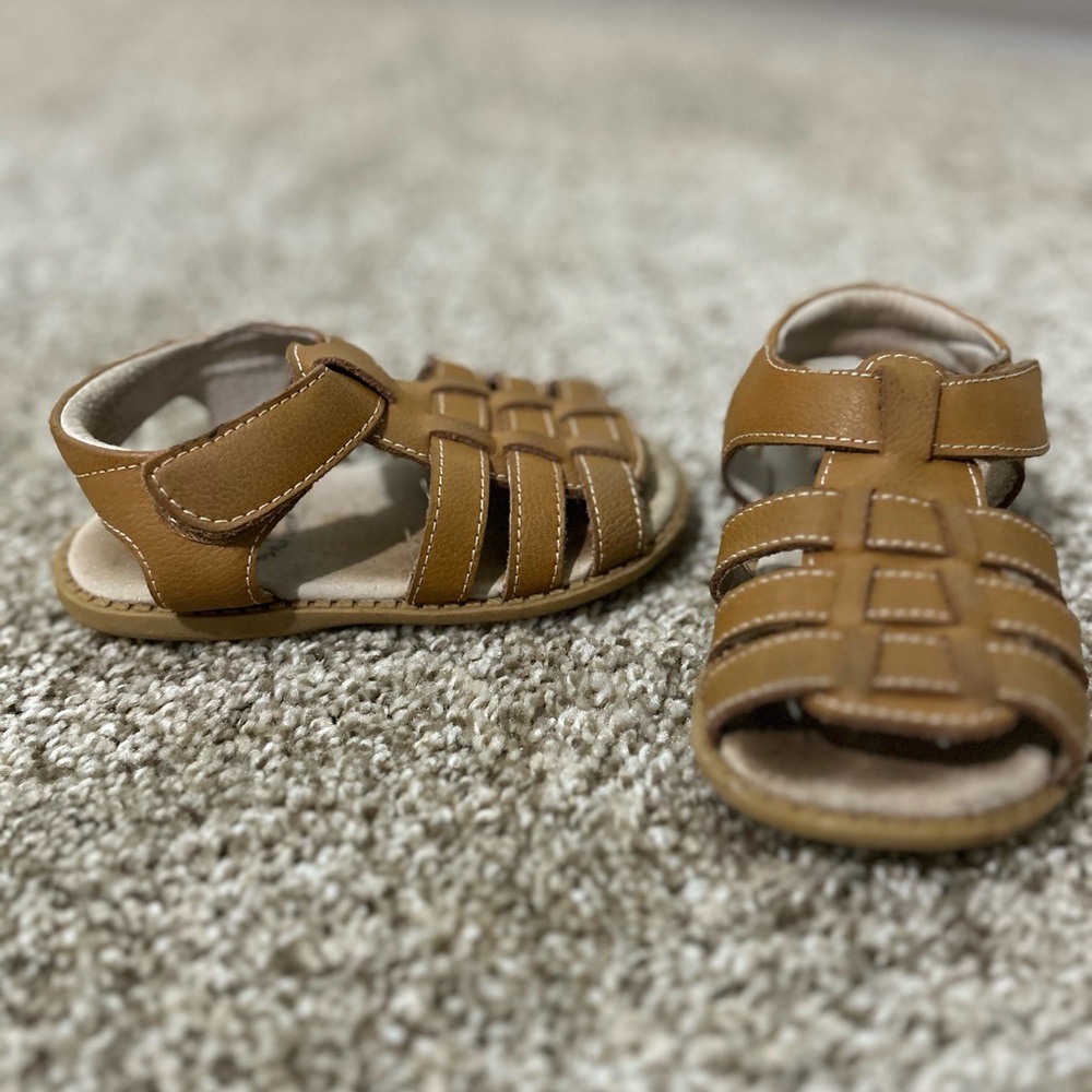 Livie & Luca brown leather sandal